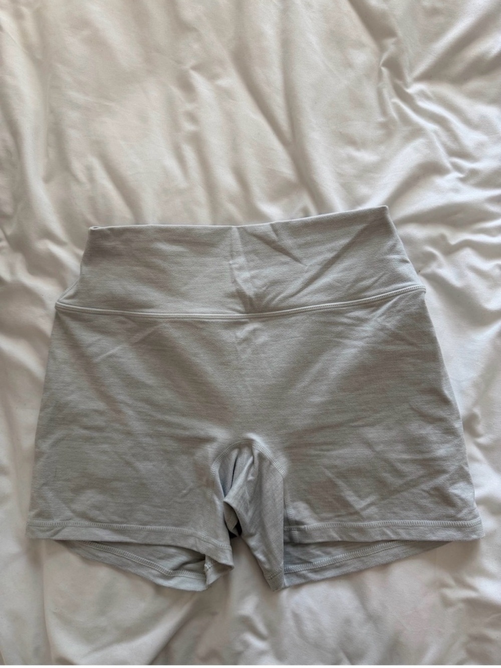 SET Active Light Gray Form Cloud Bike Shorts